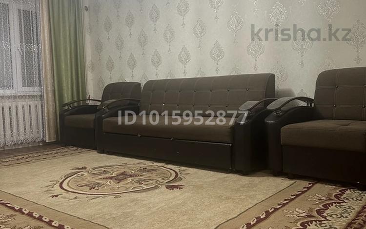 3-бөлмелі пәтер · 65 м² · 1/5 қабат, Алатау ш/а. 2, бағасы: 150 000 ₸ в Таразе, мкр Алатау — фото 2