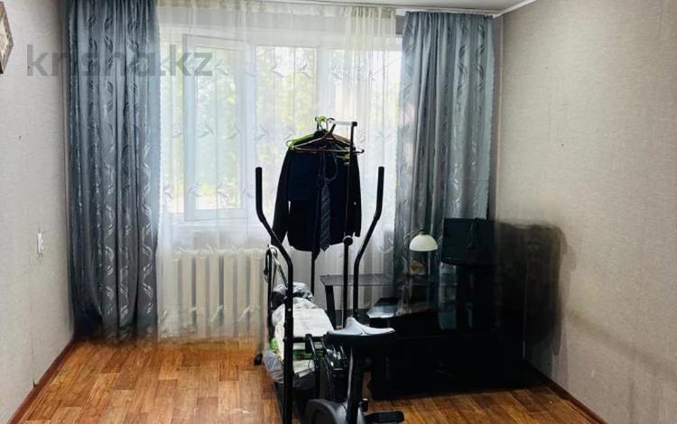 1-бөлмелі пәтер · 30.4 м² · 1/5 қабат, Николая Гастелло 42, бағасы: 9 млн ₸ в Уральске — фото 2