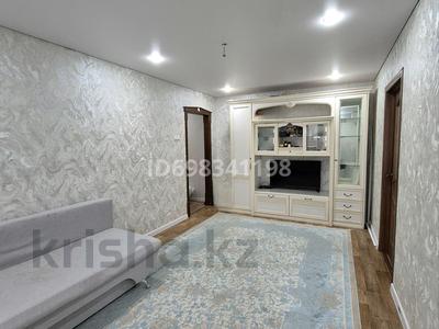 4-комнатная квартира · 62 м² · 3/5 этаж, Кердери 169 — Напротив стадиона и Казииту за 22.5 млн 〒 в Уральске