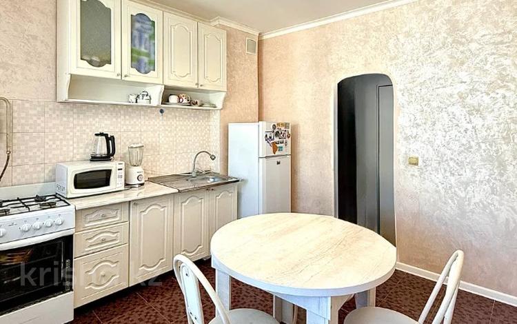 2-бөлмелі пәтер · 58 м² · 3/4 қабат, Нұрсая ш/а., бағасы: 20.5 млн ₸ в Атырау, мкр Нурсая — фото 9