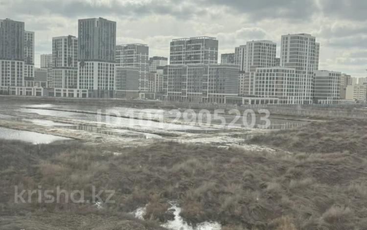 4-комнатная квартира · 122 м² · 8/12 этаж, Сыганак 28 за 75 млн ₸ в Астане, Нура р-н — фото 2