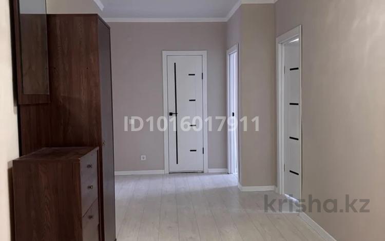 3-комнатная квартира · 94 м² · 3/9 этаж, Мкрн. Сарыарка 12 за 300 000 ₸ в Кокшетау — фото 2