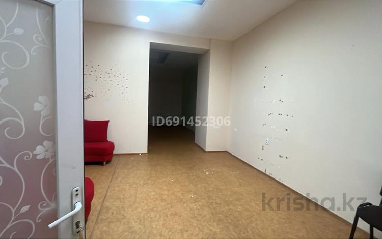 Еркін, кеңселер · 50 м², бағасы: 200 000 ₸ в Павлодаре — фото 7