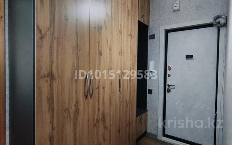 2-комнатная квартира · 62.4 м² · 5/9 этаж, мкр Аксай-5 19 за 300 000 ₸ в Алматы, Ауэзовский р-н — фото 2