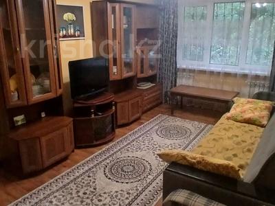 3-комнатная квартира · 61 м² · 1/4 этаж, мкр №7 за 400 000 ₸ в Алматы, Ауэзовский р-н