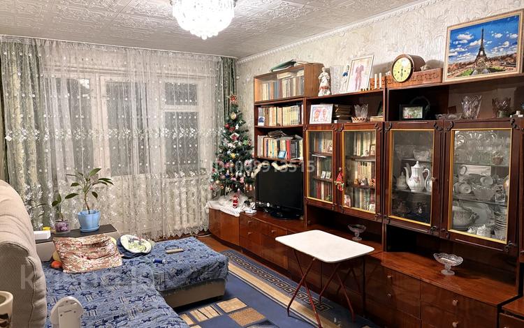 2-бөлмелі пәтер · 44.5 м² · 2/4 қабат, Гагарина 23 — Асета Бейсеуова - Гагарина, бағасы: 15 млн ₸ в Каргалы (п. Фабричный) — фото 2