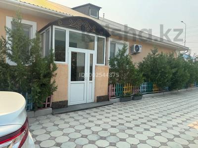 Отдельный дом · 5 комнат · 256.5 м² · 10 сот., мкр Коктем, Томарлы 20 3 за 43 млн ₸ в Атырау