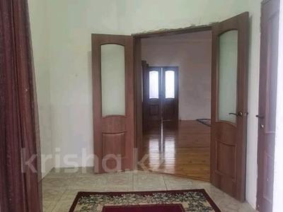 Отдельный дом · 6 комнат · 200 м² · 8 сот., мкр Нуртас . — 72 школа за 250 000 ₸ в Шымкенте, Каратауский р-н