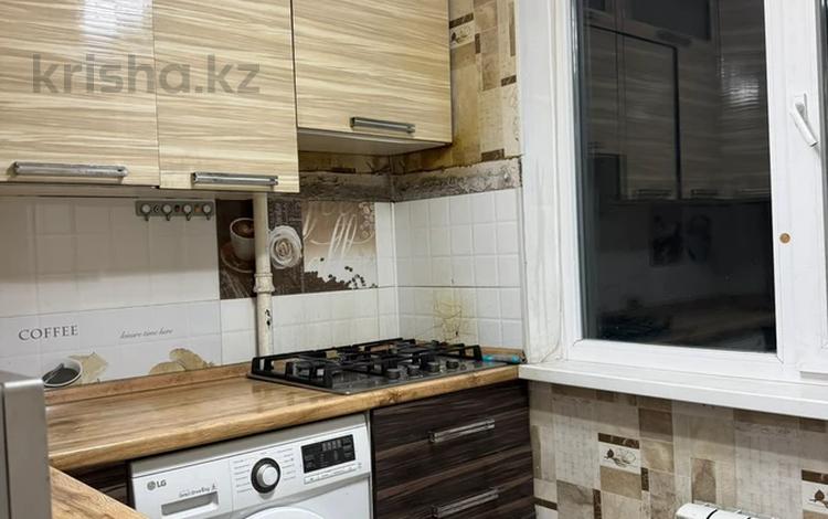 3-комнатная квартира · 60 м² · 3/5 этаж, Кабанбай батыра 16 за 250 000 ₸ в Шымкенте, Аль-Фарабийский р-н — фото 2