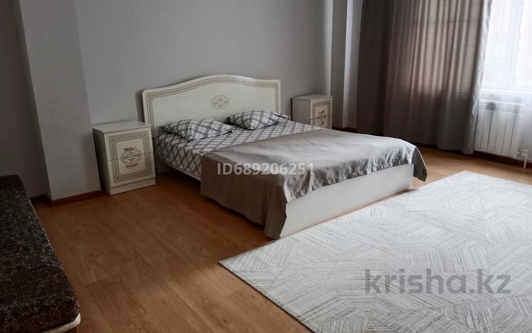 2-комнатная квартира · 80 м² · 3/14 этаж, мкр 11 144бкорп2 за 2 000 ₸ в Актобе — фото 2