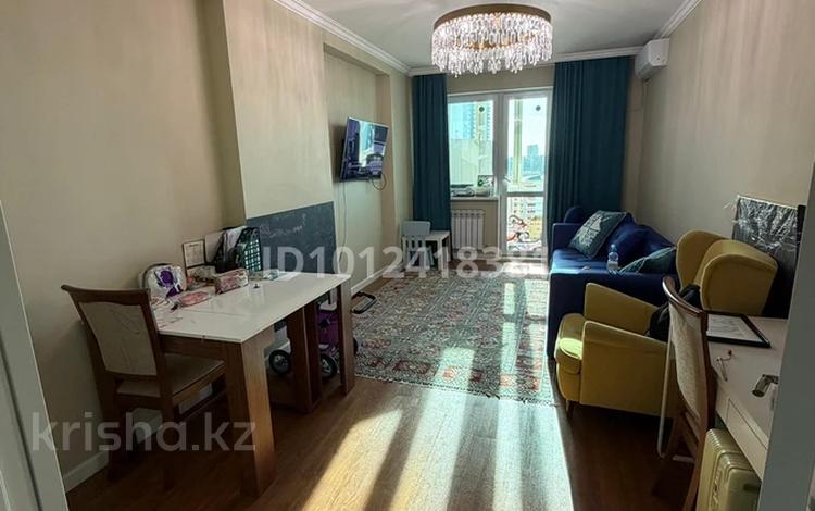 2-бөлмелі пәтер · 70 м² · 10/15 қабат, Кабанбай батыра 48, бағасы: 300 000 ₸ в Астане, Есильский р-н — фото 2