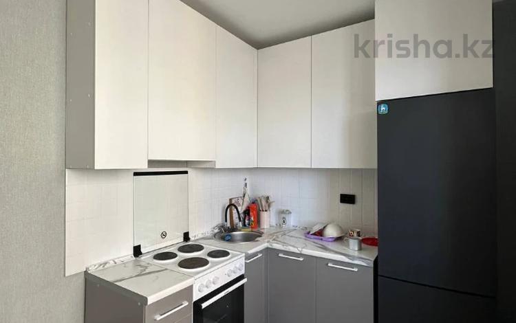 1-комнатная квартира, 36 м², 5/10 этаж помесячно, Тлендиева 40 — Кайнар