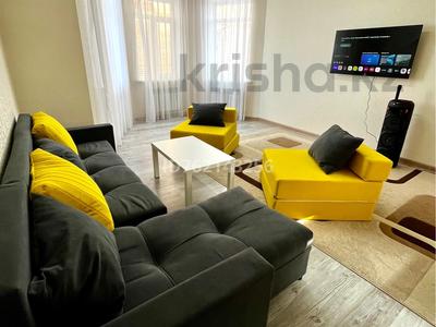 Аренда домов или дач посуточно в Астане: Дом · 6 комнат · 300 м², Бурабай 52 за 60 000 〒 Дом · 6 комнат · 300 м², Бурабай 52 за 60 000 〒 в Астане, Алматы р-н