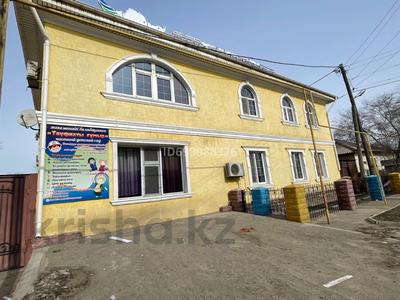 Отдельный дом · 10 комнат · 430 м² · 9 сот., Г.Курмангалиева 1а — Ул.А.Молдагуловой (бывш.Советская), возле старого рынка за 75 млн 〒 в Атырау