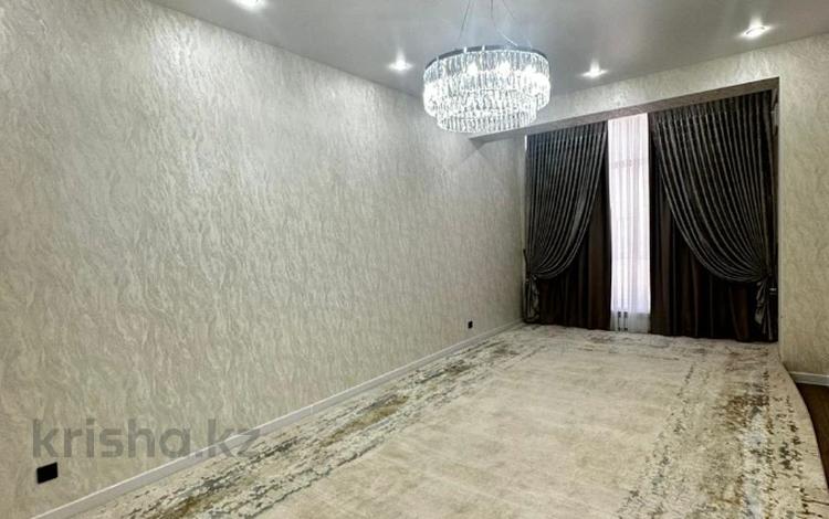 2-комнатная квартира · 85 м² · 12/13 этаж, 16-й мкр 85 за 30.5 млн ₸ в Актау — фото 2