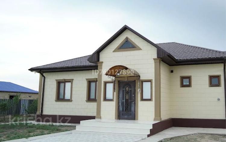 Отдельный дом · 4 комнаты · 212 м² · 10 сот., Тендик 71 за 30 млн 〒 в Атырау — фото 29