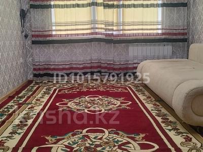 2-бөлмелі пәтер · 60 м² · 4/5 қабат, Байтурсынова 10, бағасы: 200 000 ₸ в Шымкенте, Аль-Фарабийский р-н