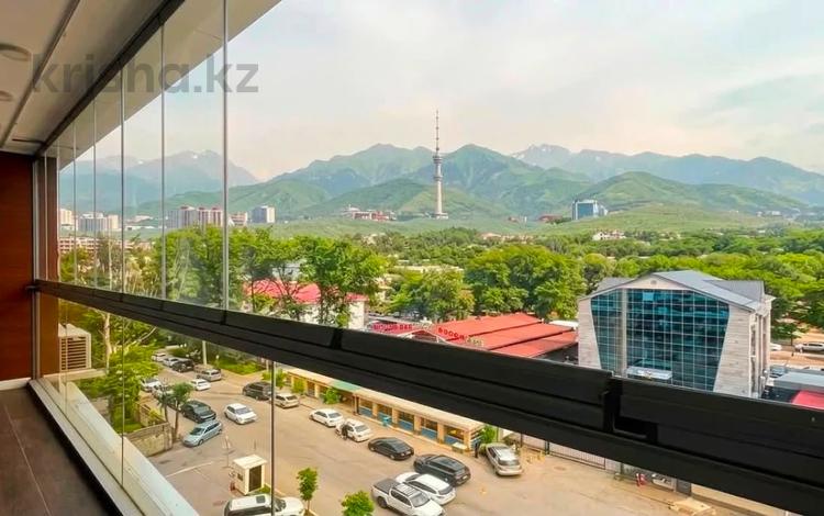 3-комнатная квартира · 165 м² · 6/10 этаж, Кабанбай Батыра за 166 млн ₸ в Алматы, Медеуский р-н — фото 5