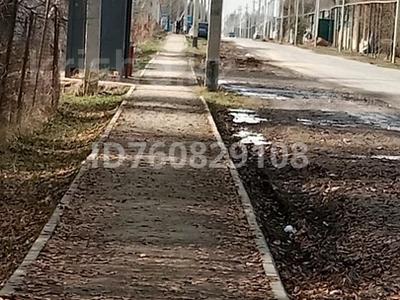 Жеке үй · 3 бөлме · 36 м² · 18 жүзд., Жаңаталап ш/а, Мкр Жанаталап .тауелсиздикке 20 жыл Алтынказык 2 — Угловой, бағасы: 13.5 млн ₸ в Шымкенте, Туран р-н