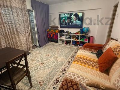 2-комнатная квартира · 50 м² · 4/5 этаж, Спортивная — Жандосова за 35.5 млн ₸ в Алматы, Ауэзовский р-н