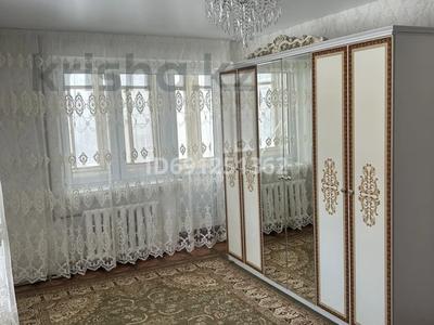 2-бөлмелі пәтер, 50 м², 2/5 қабат ай сайын, Мкр-н Шугыла 39 — Муратбаева, бағасы: 130 000 〒 в 