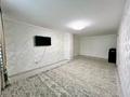 2-бөлмелі пәтер · 73.9 м² · 7/10 қабат, Набережная, бағасы: 18 млн ₸ в Актобе, мкр. Курмыш — фото 2