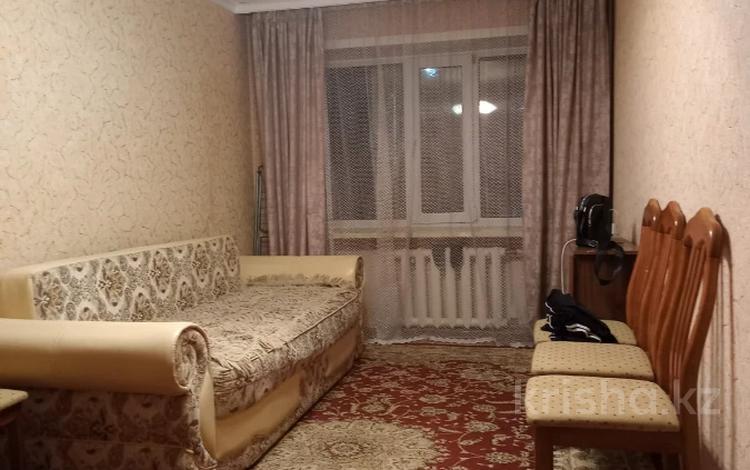 2-комнатная квартира · 40.7 м² · 1/4 этаж, ул. Пичугина за 14 млн ₸ в Караганде, Казыбек би р-н — фото 2