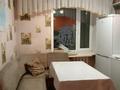 2-комнатная квартира · 40.7 м² · 1/4 этаж, ул. Пичугина за 14 млн ₸ в Караганде, Казыбек би р-н — фото 3