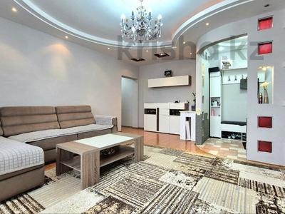 3-комнатная квартира · 63 м² · 8/9 этаж, мкр Самал-2 за 70 млн ₸ в Алматы, Медеуский р-н