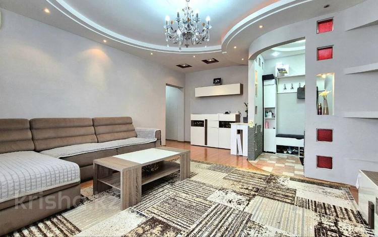 3-комнатная квартира · 63 м² · 8/9 этаж, мкр Самал-2 за 70 млн ₸ в Алматы, Медеуский р-н — фото 2