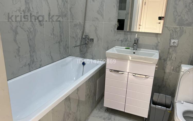 1-комнатная квартира · 48 м² · 3/18 этаж, Туран 52 — №26 за 250 000 ₸ в Астане, Нура р-н — фото 2