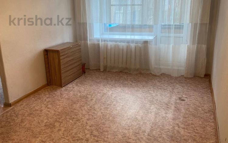 3-комнатная квартира · 56 м² · 3/5 этаж, Майкудук, Майкудук, 12й микрорайон за 12.5 млн ₸ в Караганде, Алихана Бокейханова р-н — фото 2