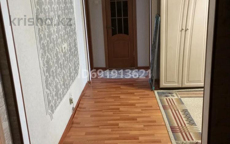 3-бөлмелі пәтер, 68.5 м², 2/5 қабат, мкр Аксай-3 12 — ресторан Инжу, бағасы: 39 млн 〒 в Алматы, Ауэзовский р-н — фото 17