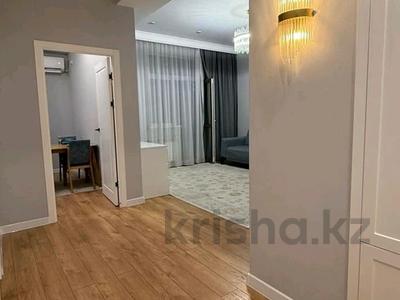 2-комнатная квартира · 60 м² · 8/15 этаж, 17-й мкр 6 за 300 000 ₸ в Актау