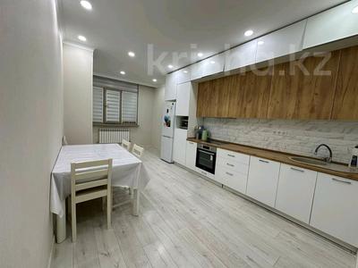 2-комнатная квартира · 85 м² · 5/16 этаж, 17-й мкр 32/1 за 300 000 ₸ в Актау