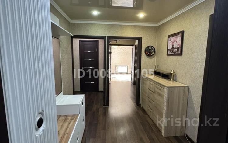 4-комнатная квартира · 82 м² · 3/9 этаж, мкр Кунаева 18 за 28 млн ₸ в Уральске — фото 2