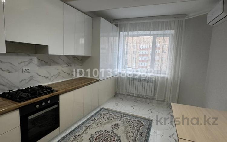 3-бөлмелі пәтер · 112 м² · 3/5 қабат, тауелсиздик 12а/1, бағасы: 45 млн ₸ в Актобе — фото 2