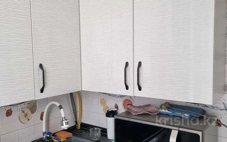 2-комнатная квартира · 44 м² · 4/5 этаж, 11-й микрорайон, Уалиханова 186 за 170 000 ₸ в Шымкенте, Енбекшинский р-н — фото 2