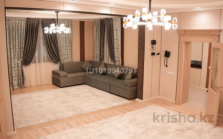 Дом · 7 комнат · 600 м², мкр Нуртас, Қ.Патеев 17/7 — Zhara банный комплекс за 250 000 〒 в Шымкенте, Каратауский р-н — фото 2