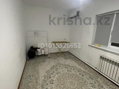 Отдельный дом · 1 комната · 28 м² · 8 сот., мкр Байтак-2, Райымбек батыра 11 за 90 000 ₸ в Атырау