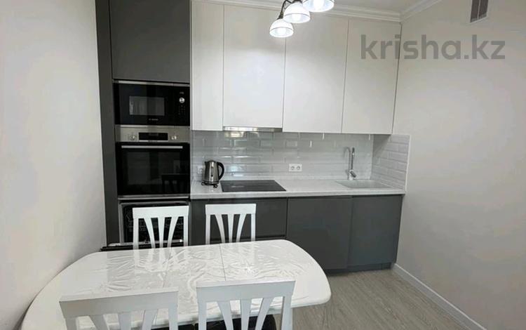 2-бөлмелі пәтер · 45 м² · 19/22 қабат, Мангилик ел 58, бағасы: 39 млн ₸ в Астане, Есильский р-н — фото 2