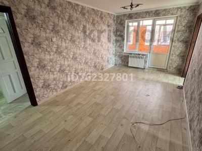 2-бөлмелі пәтер · 44 м² · 4/4 қабат, 2 мкр 11 — Рядом 3 школы, бағасы: 14.8 млн ₸ в Конаеве