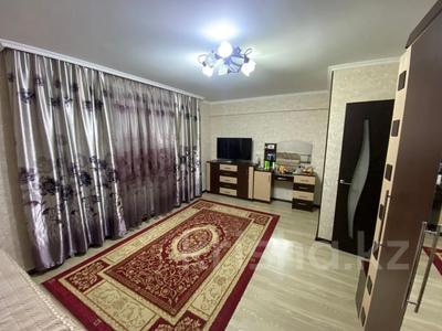 1-комнатная квартира, 34 м², 3/5 этаж, Самал за 11.7 млн 〒 в Талдыкоргане, мкр Самал