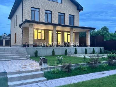 Отдельный дом · 8 комнат · 400 м² · 9.3 сот., Серкебаева — Канайби кенесары за 460 млн 〒 в Кокшетау