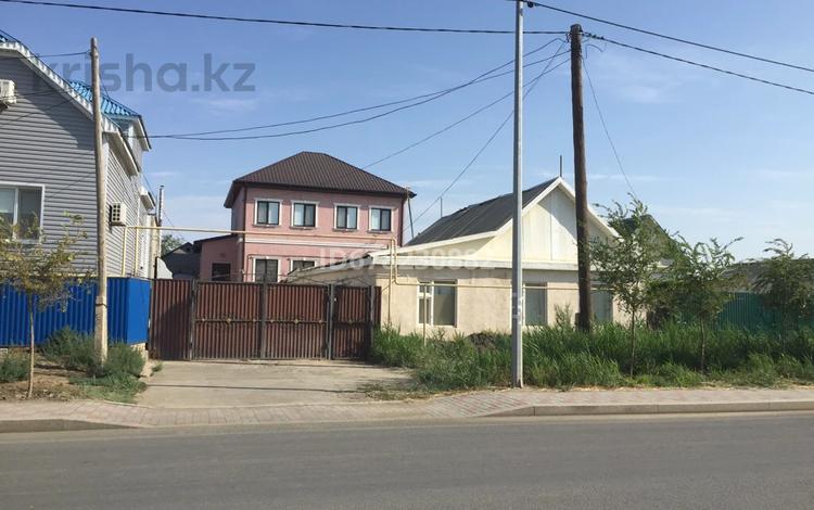 Отдельный дом • 7 комнат • 220 м² • 6 сот., Валиханова 62 за 65 млн 〒 в Атырау, мкр Ак депо — фото 2