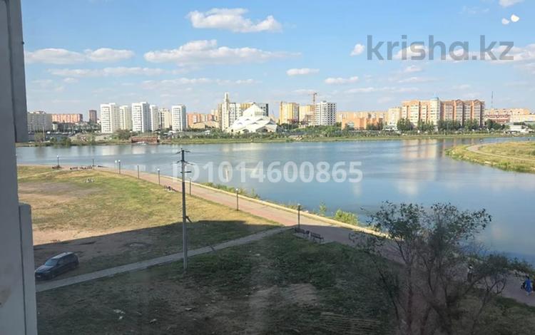3-комнатная квартира · 77 м² · 5/12 этаж, Чингиз Айтматов 62/1 за 300 000 ₸ в Астане, Нура р-н — фото 2