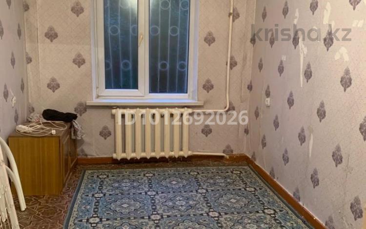 2-комнатная квартира · 45 м² · 1/4 этаж, мкр №8 75 за 230 000 ₸ в Алматы, Ауэзовский р-н — фото 2