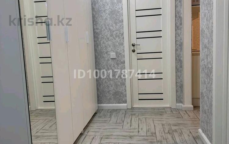 2-комнатная квартира · 49 м² · 6/13 этаж, Просп. Назарбаева 28 — Райымбека Назарбаева за 350 000 ₸ в Алматы — фото 2