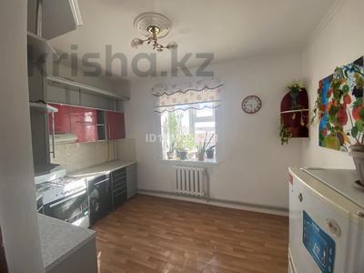 3-бөлмелі пәтер · 172 м² · 5/5 қабат, Жаппасбай батыр 70Е кв 30, бағасы: 13.5 млн ₸ в 