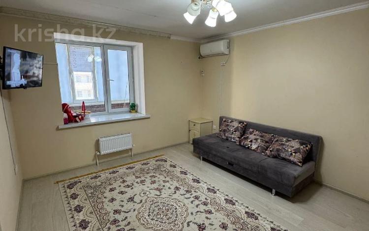 1-комнатная квартира · 42 м² · 4/9 этаж, мкр Береке 20 за 12.5 млн ₸ в Атырау — фото 2